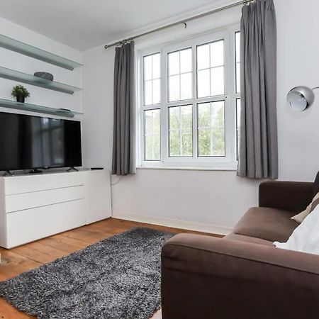 2 Bedroom Apartment In Waterloo Central ロンドン エクステリア 写真