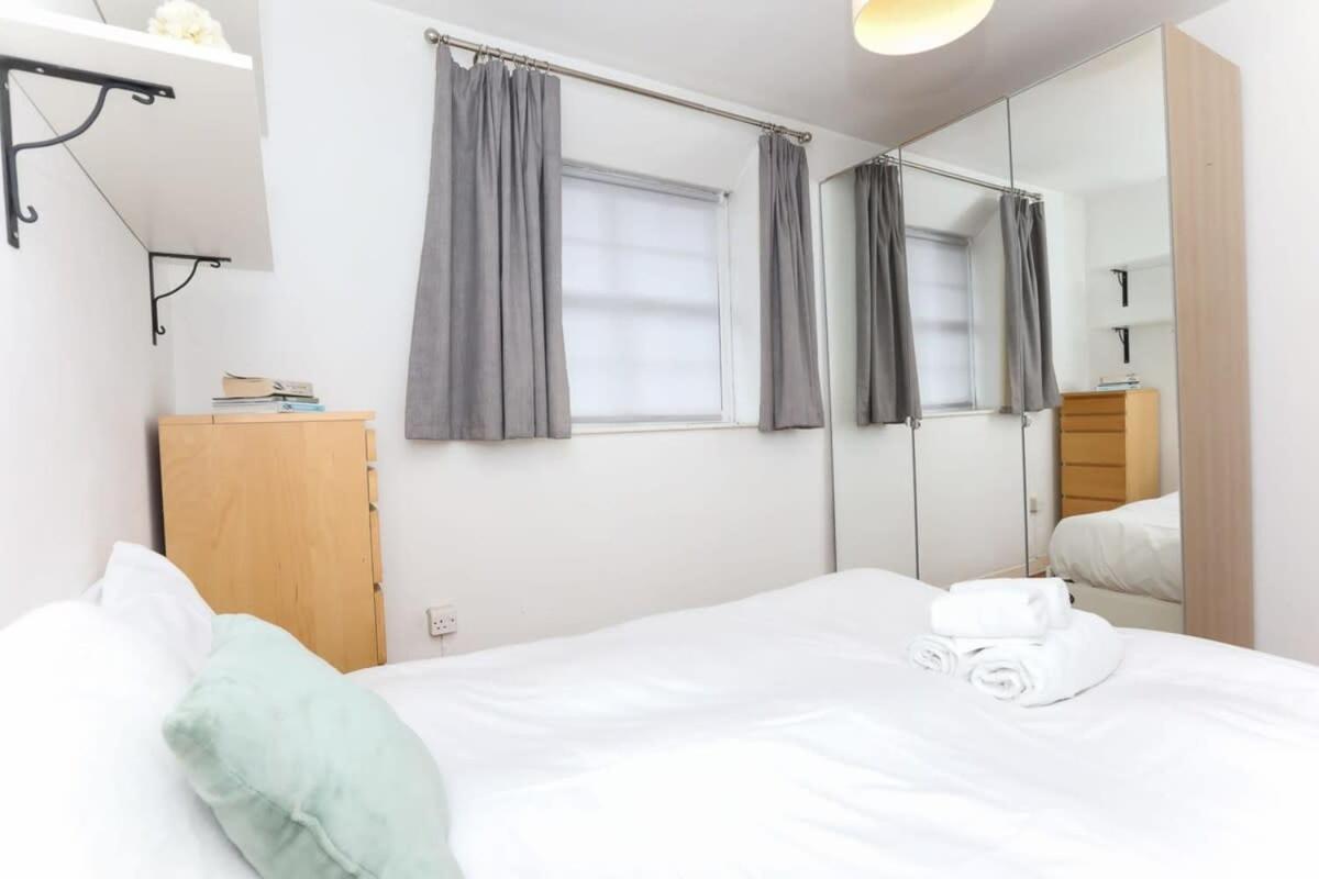 2 Bedroom Apartment In Waterloo Central ロンドン エクステリア 写真