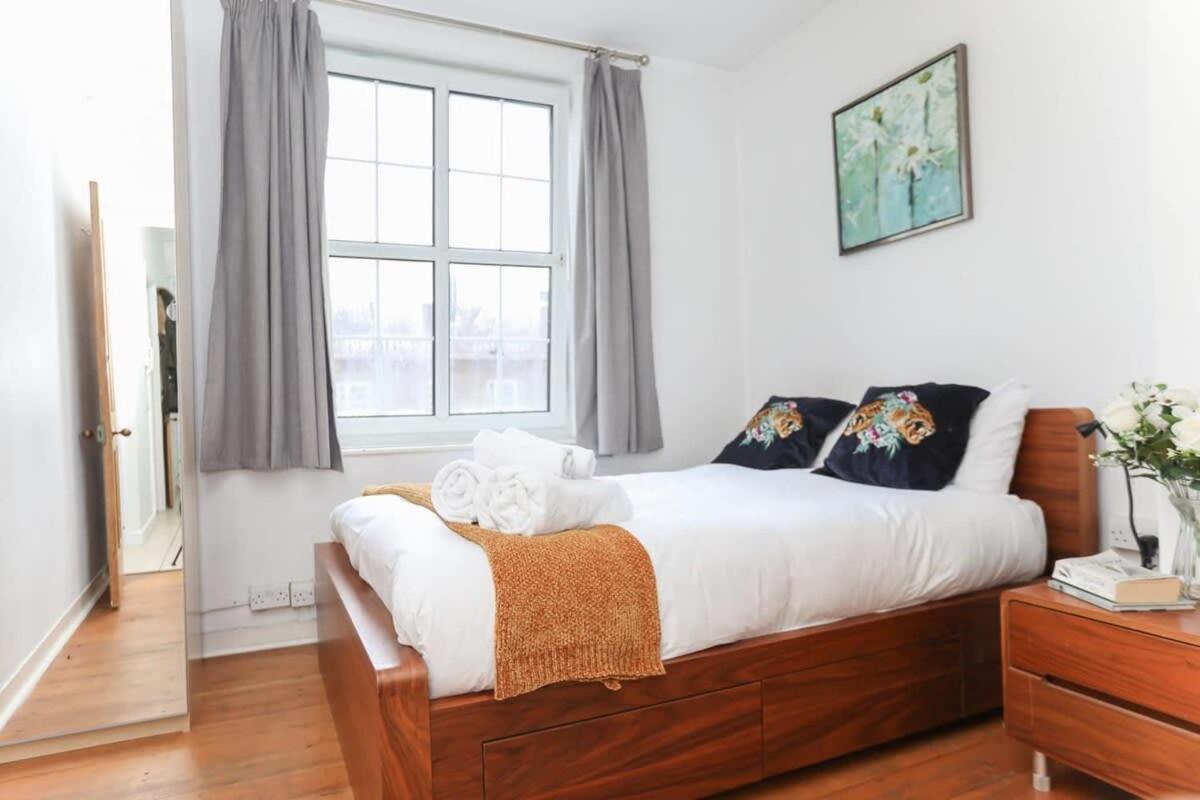 2 Bedroom Apartment In Waterloo Central ロンドン エクステリア 写真