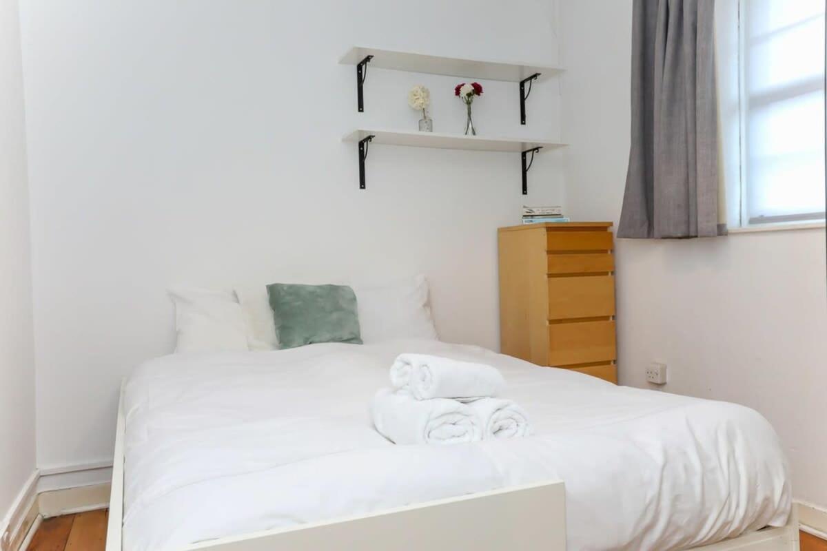 2 Bedroom Apartment In Waterloo Central ロンドン エクステリア 写真