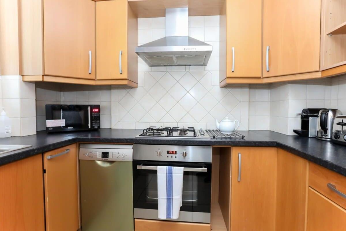 2 Bedroom Apartment In Waterloo Central ロンドン エクステリア 写真