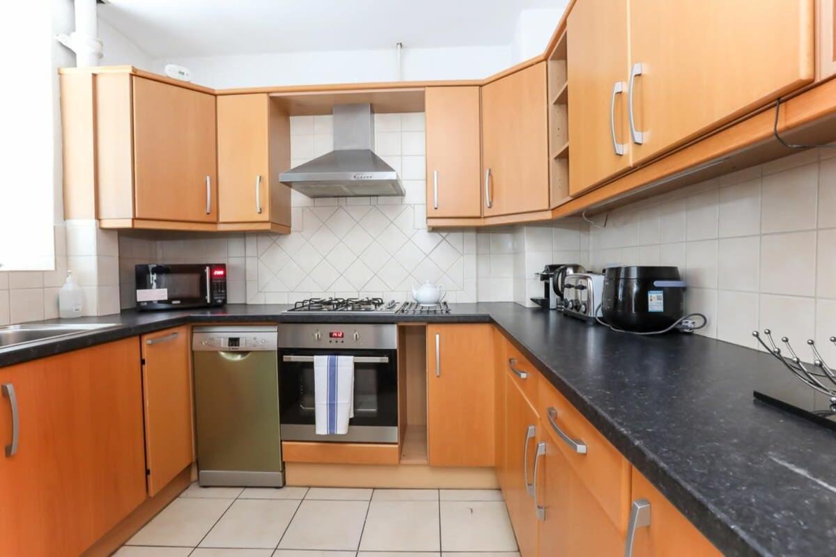 2 Bedroom Apartment In Waterloo Central ロンドン エクステリア 写真